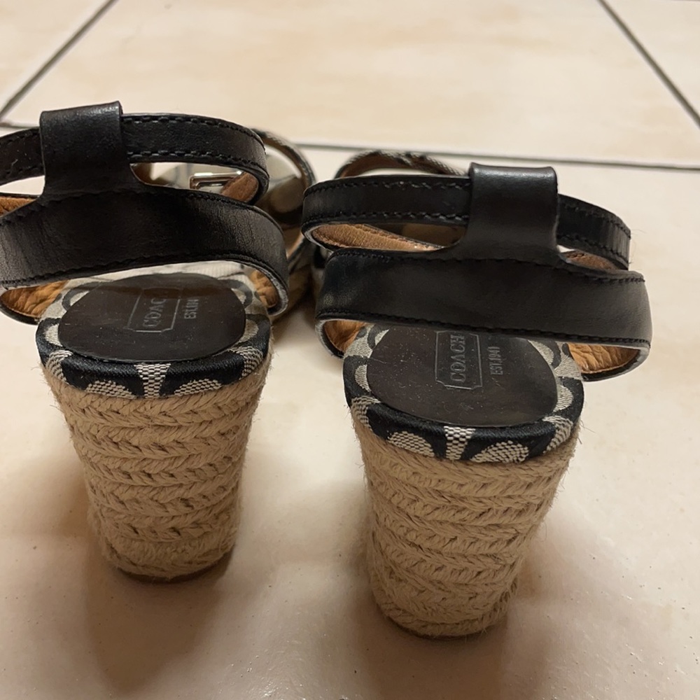 Shoes - Picture 4 of 5